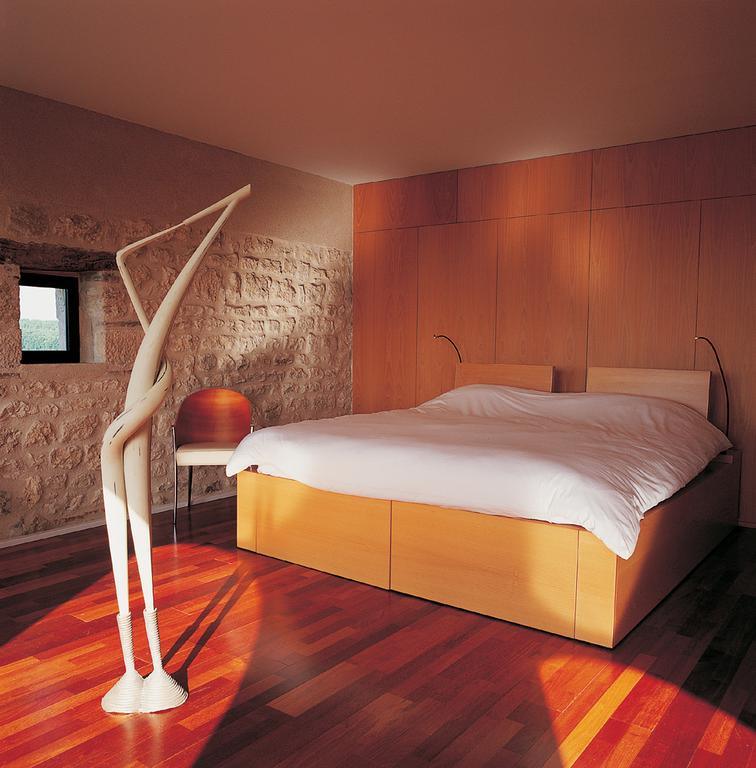chateau-de-salettes-1lieu1salle-restaurant-hotel-chambre.jpg