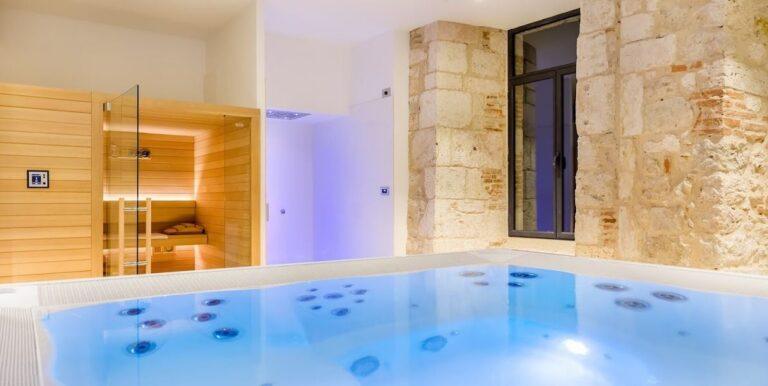 chateau-de-salettes-1lieu1salle-restaurant-hotel-spa.jpg