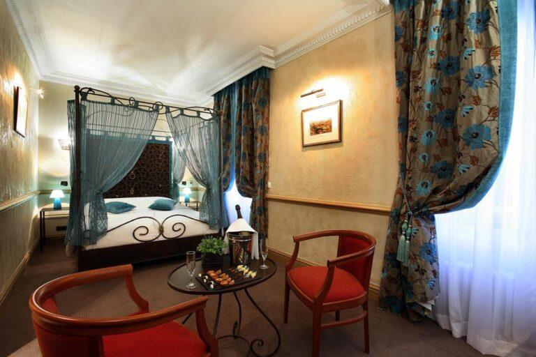 chateau-des-comtes-de-challes-1lieu1salle-restaurant-hotel-evenement.jpg