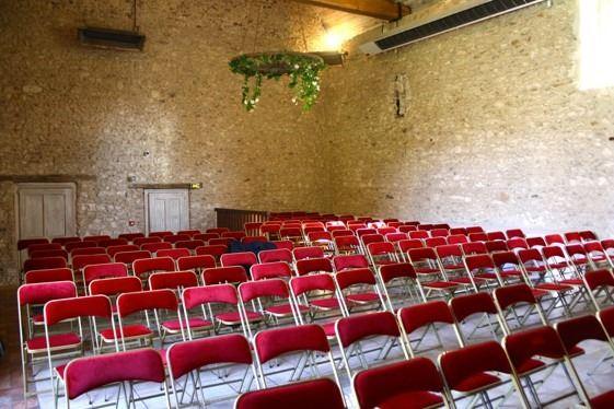 chateau-et-relais-de-neuville-1lieu1salle-salle-meeting.jpg