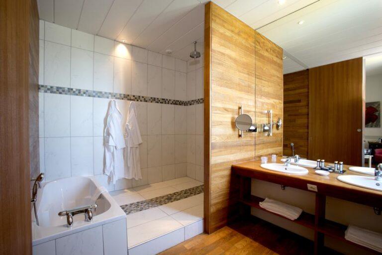 chateau-grattequina-1lieu1salle-salle-de-bain.jpg