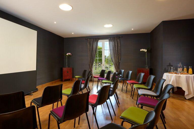 chateau-hotel-spa-grand-barrail-1lieu1salle-conference.jpg