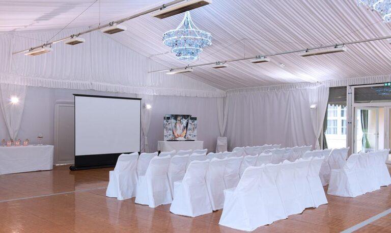 chateau-le-mans-country-club-1lieu1salle-restaurant-hotel-conference.jpg