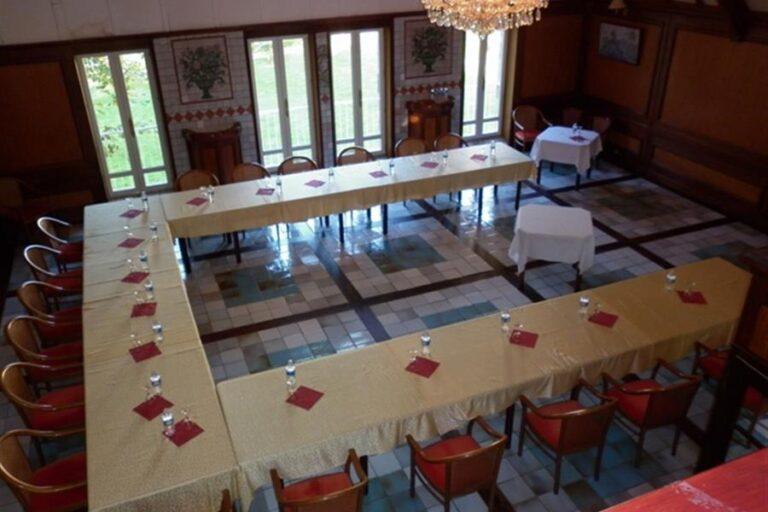 chateau-val-1lieu1salle-u.jpg