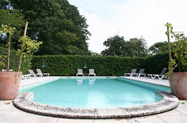 chateau-de-buros-1lieu1salle-restaurant-hotel-l-seminaire.jpg