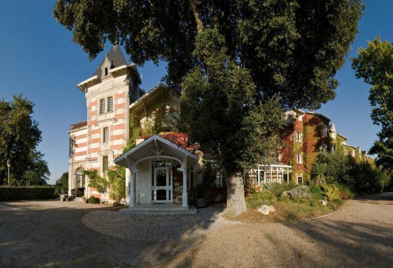 chateau-de-l-yeuse-1lieu1salle-convention-exterieur.jpg