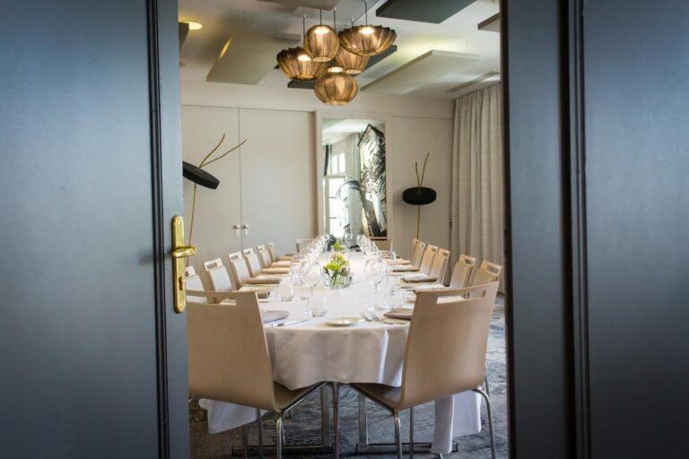 clarion-hotel-chateau-belmont-tours-1lieu1salle-hotel-restaurant-salle-de-seminaire.jpg