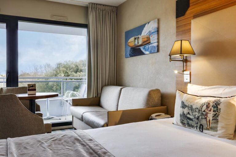cote-ouest-hotel-thalasso-et-spa-les-sables-d-olonne-1lieu1salle-chambre2.jpg