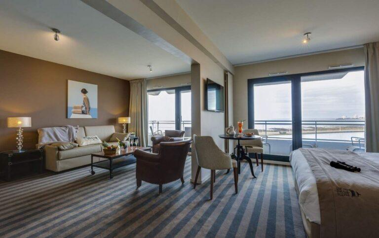 cote-ouest-hotel-thalasso-et-spa-les-sables-d-olonne-1lieu1salle-suite.jpg
