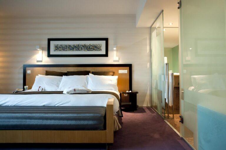 crowne-plaza-1lieu1salle-chambre2.jpg