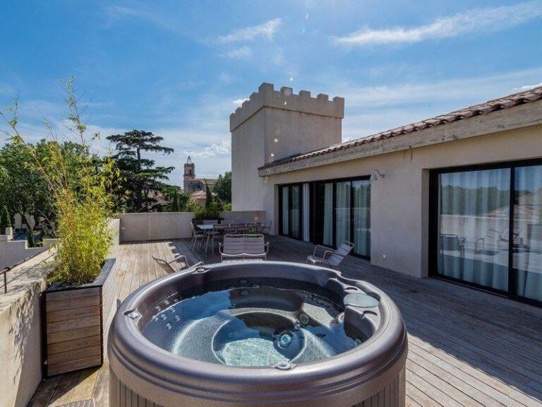 distillerie-pezenas-1lieu1salle-jaccuzzi.jpg