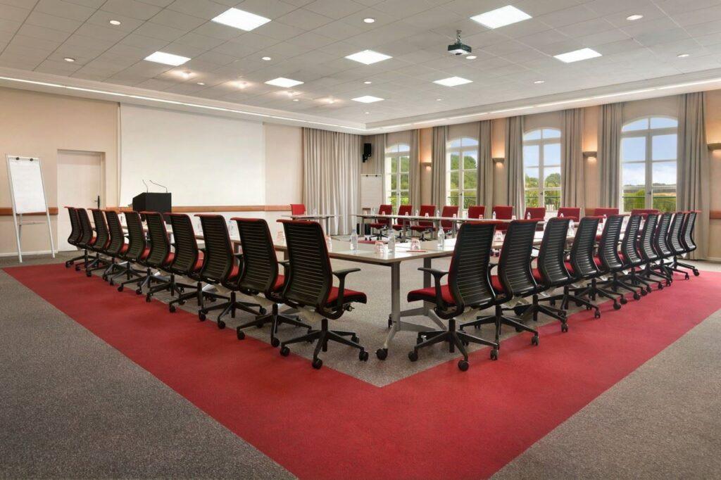 dolce-fregate-provence-1lieu1salle-evenement.jpg