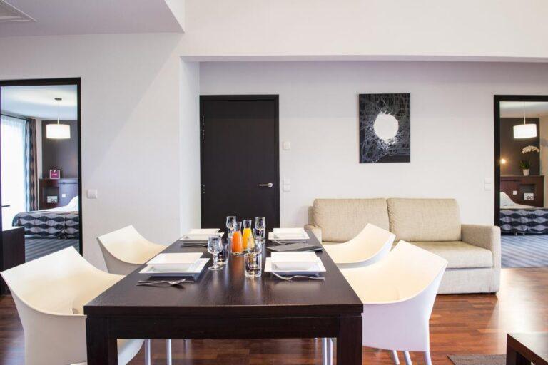 domaine-de-cice-blossac-1lieu1salle-suite.jpg