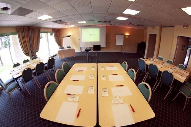 domaine-de-fompeyre-1lieu1salle-convention.jpg