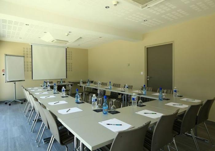 domaine-de-la-petite-isle-1lieu1salle-conference.jpg