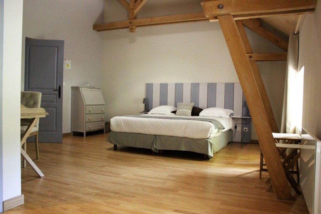 domaine-de-montchevreuil-1lieu1salle-hotel-suite.jpg