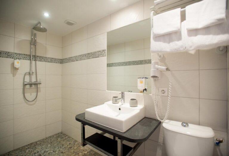 domaine-de-ramonjuan-1lieu1salle-hotel-restaurant-convention-chambre.jpg