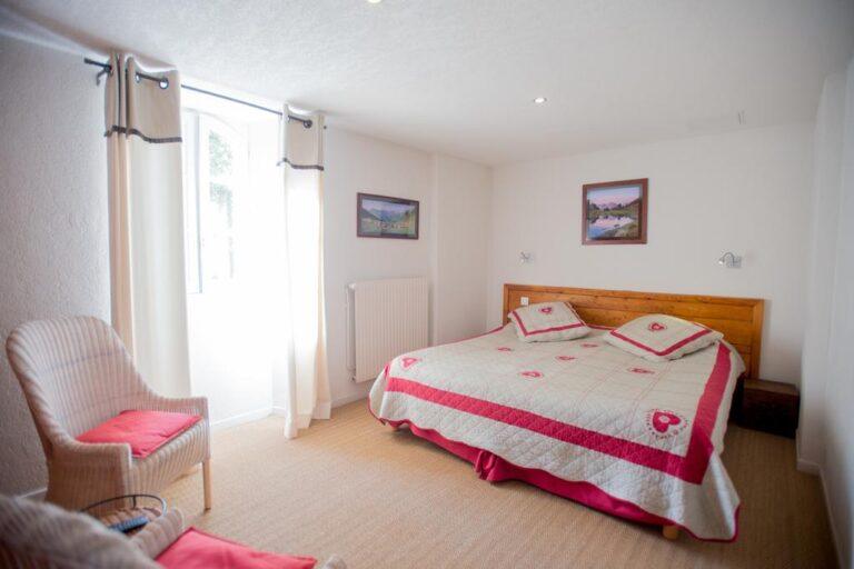 domaine-de-ramonjuan-1lieu1salle-hotel-restaurant-reunion-chambre.jpg