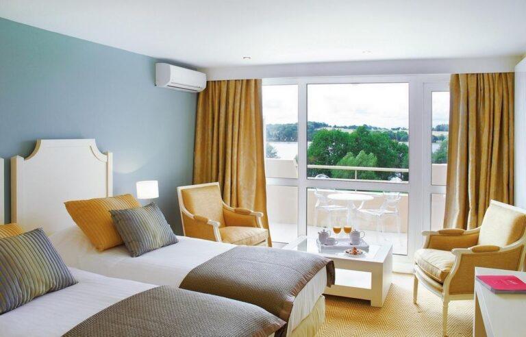 domaine-du-roi-arthur-1lieu1salle-hotel-restaurant-conferences-chambre.jpg
