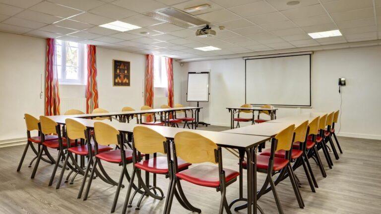 domaine-lyon-saint-joseph-1lieu1salle-restaurant-seminaire-salle-convention.jpg