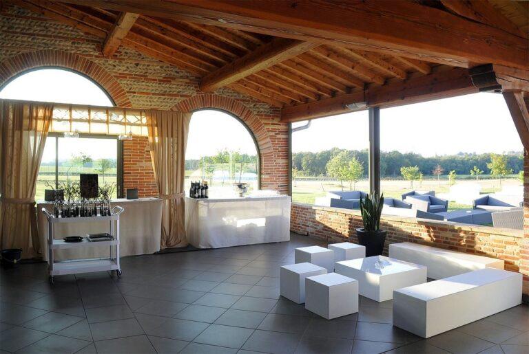 domaine-preissac-1lieu1salle-bar.jpg