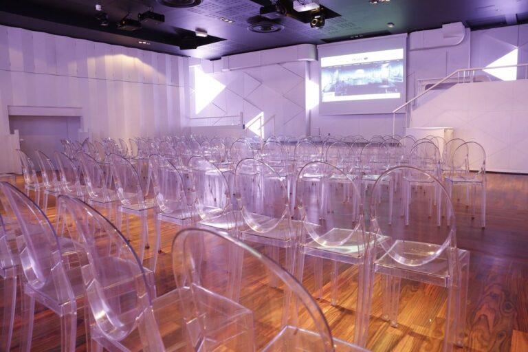 elyseum-1lieu1salle-restaurant-evenement-conference.jpg