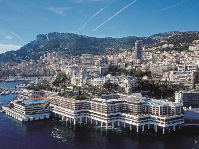 fairmont-monte-carlo-1lieu1salle-hotel-restaurant.jpg