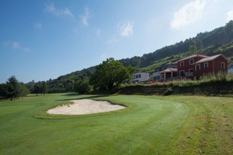 golf-d-albon-senaud-1lieu1salle-lieu-de-seminaire.jpg