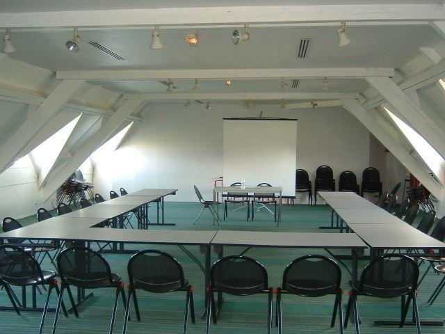 golf-de-l-ile-fleurie-1lieu1salle-salle-reunion.jpg