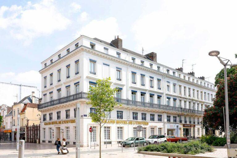 grand-hotel-de-l-univers-1lieu1salle-hotel-batiment-exterieur.jpg