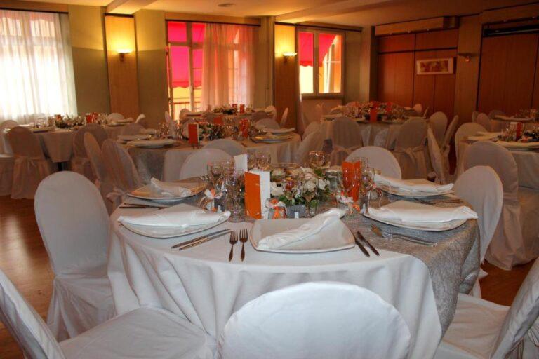 grand-hotel-du-tonneau-d-or-1lieu1salle-restaurant-seminaire-salle-conference.jpg