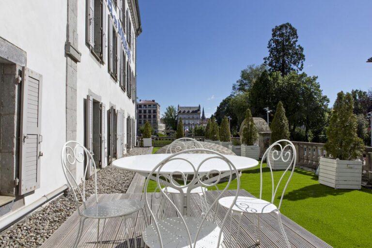 grand-hotel-de-bordeaux-1lieu1salle-seminaire-terrasse.jpg