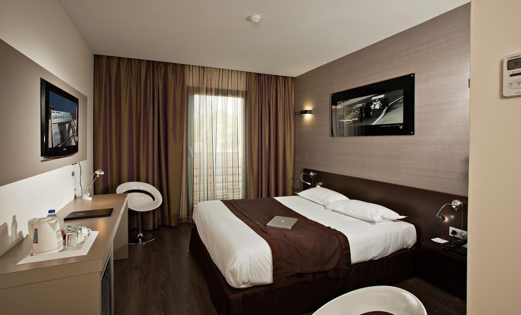 grand-prix-hotel-best-western-1lieu1salle-restaurant-seminaire-booking-meeting.jpg