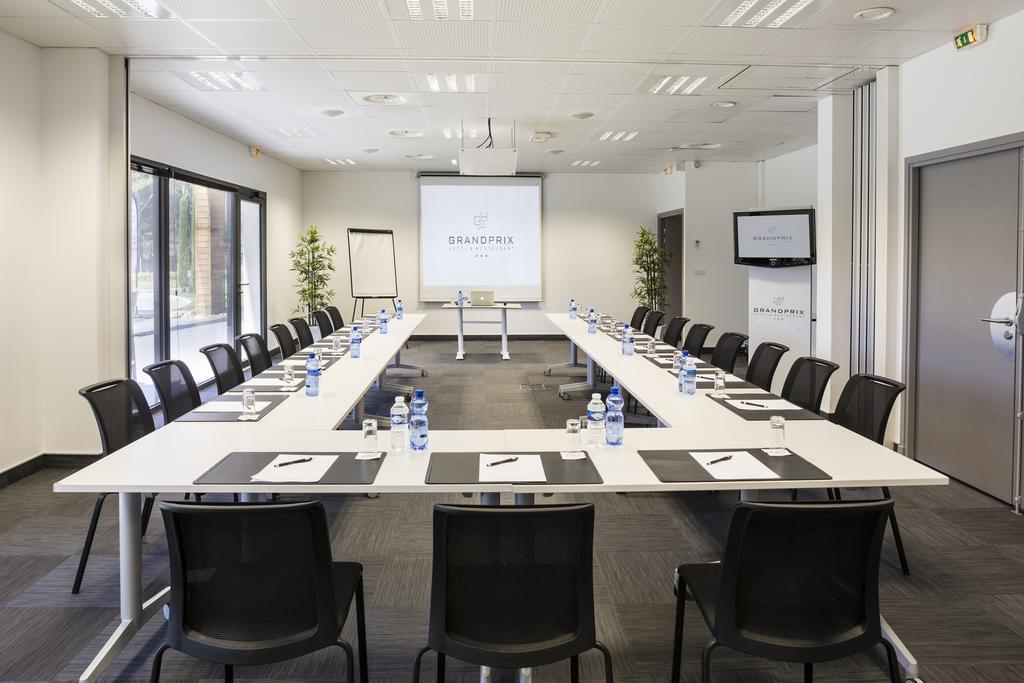 grand-prix-hotel-best-western-1lieu1salle-restaurant-seminaire-salle-reunion.jpg