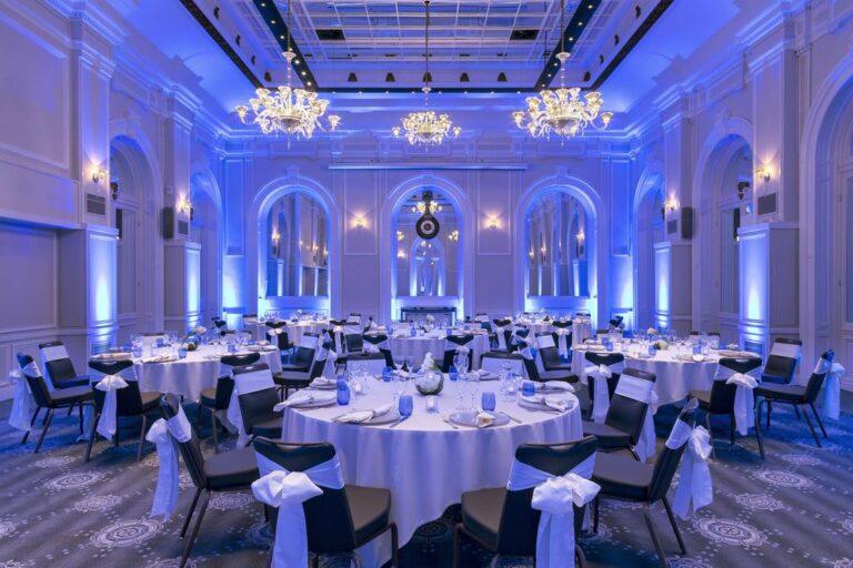 hilton-paris-opera-1lieu1salle-restaurant-hotel-reception.jpg