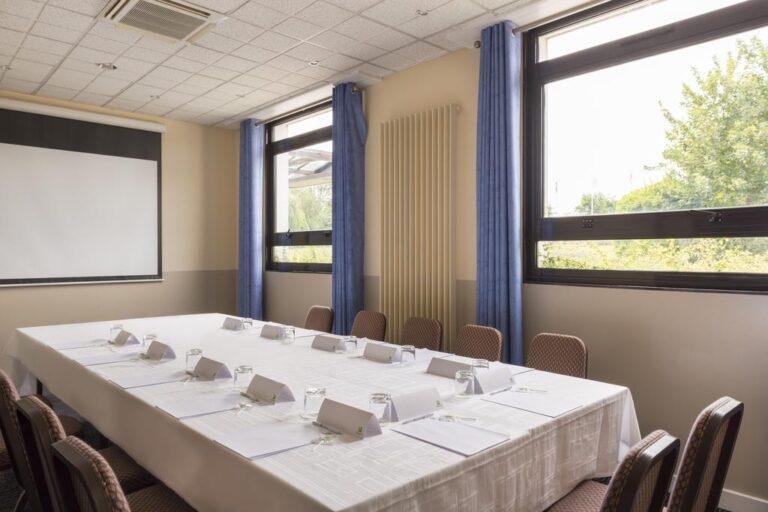 holiday-inn-calais-coquelles-olevene-hotel-restaurant-conference.jpg