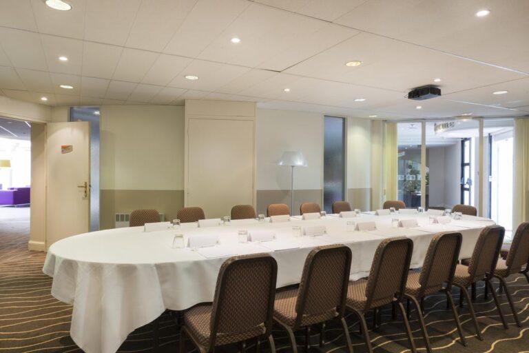 holiday-inn-calais-coquelles-olevene-hotel-restaurant-conferences.jpg