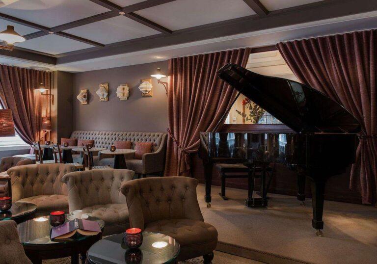 hotel-aubusson-1lieu1salle-hotel-piano-bar.jpg