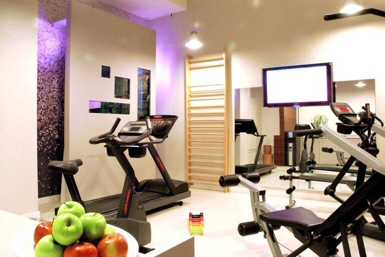 hotel-bel-ami-1lieu1salle-hotel-restaurant-salle-fitness.jpg