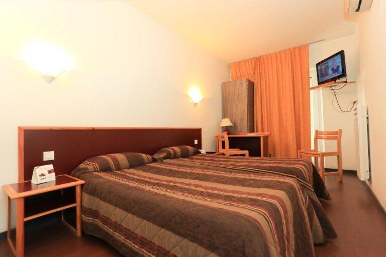hotel-bristol-1lieu1salle-reunion-seminaire-evenement.jpg