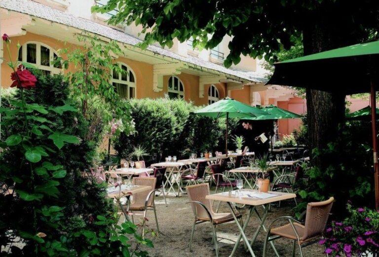 hotel-bristol-1lieu1salle-seminaire-jardin.jpg