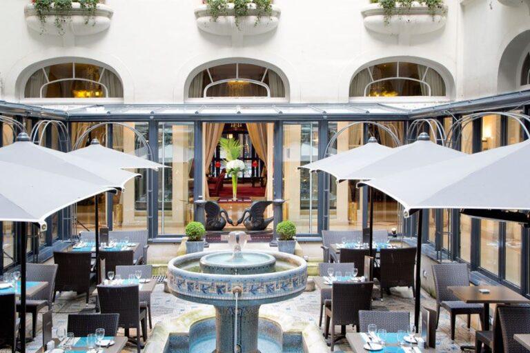 hotel-california-paris-champs-elysees-1lieu1salle-hotel-restaurant-salon-exterieur.jpg