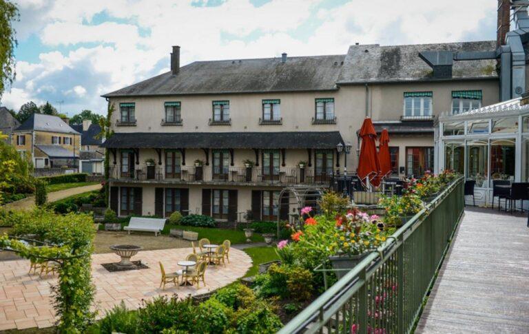 hotel-du-commerce-1lieu1salle-hote-restaurant-reunion-exterieur.jpg