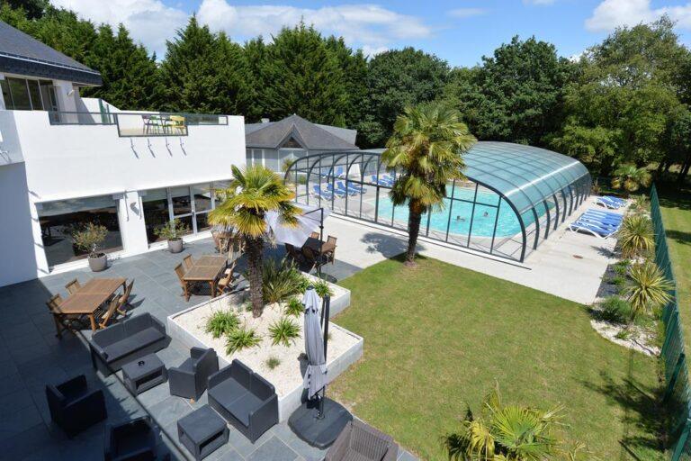 hotel-du-golf-de-saint-laurent-1lieu1salle-seminaire-exterieur.jpg