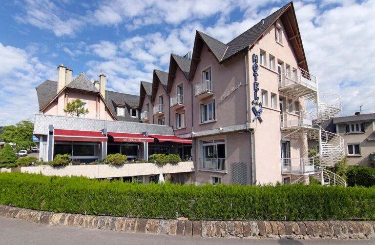 hotel-du-pont-roupt-1lieu1salle-hotel-restaurant-exterieur.jpg
