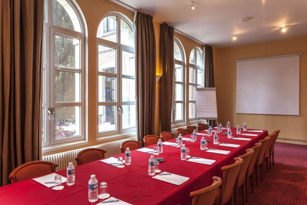 hotel-hermitage-1lieu1salle-hotel-restaurant-chambre-reunion.jpg