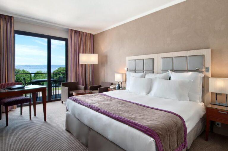 hotel-hilton-evian-les-bains-1lieu1salle-chambre1.jpg