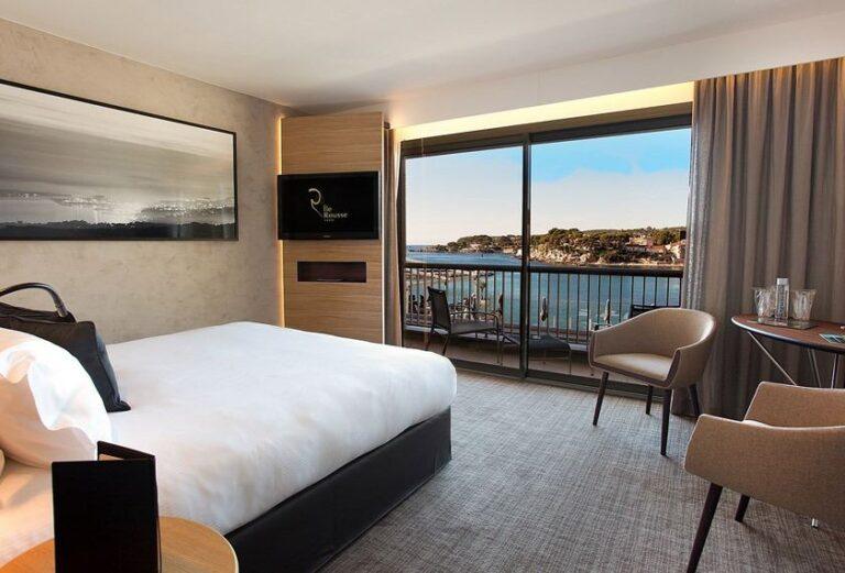 hotel-ile-rousse-bandol-seminaire-1lieu1salle-chambre.jpg