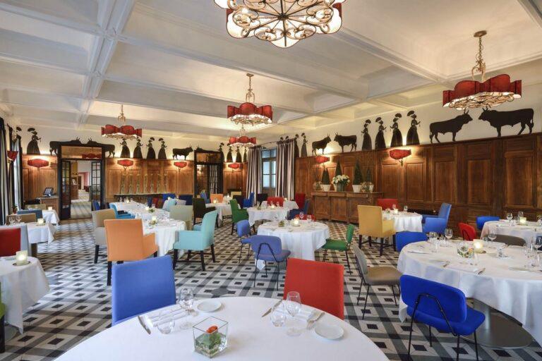 hotel-jules-cesar-arles-mgallery-1lieu1salle-convention-restaurant.jpg