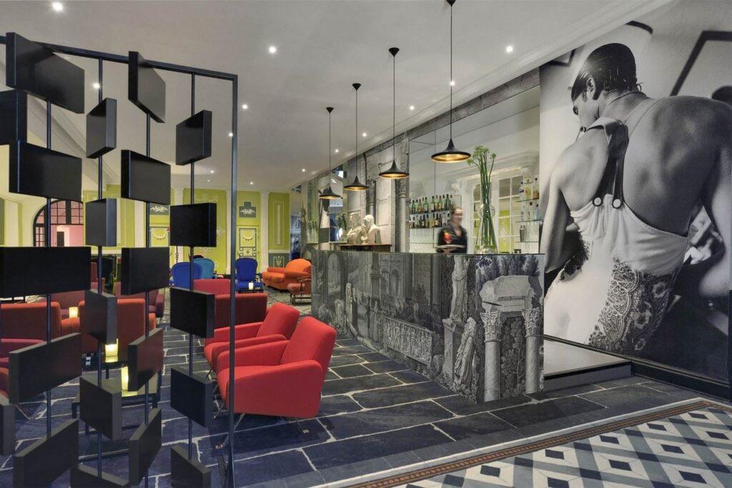 hotel-jules-cesar-arles-mgallery-1lieu1salle-reunion-detente.jpg